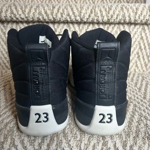 Mens Air Jordan High Too sneakers size 10 1/2 barely worn